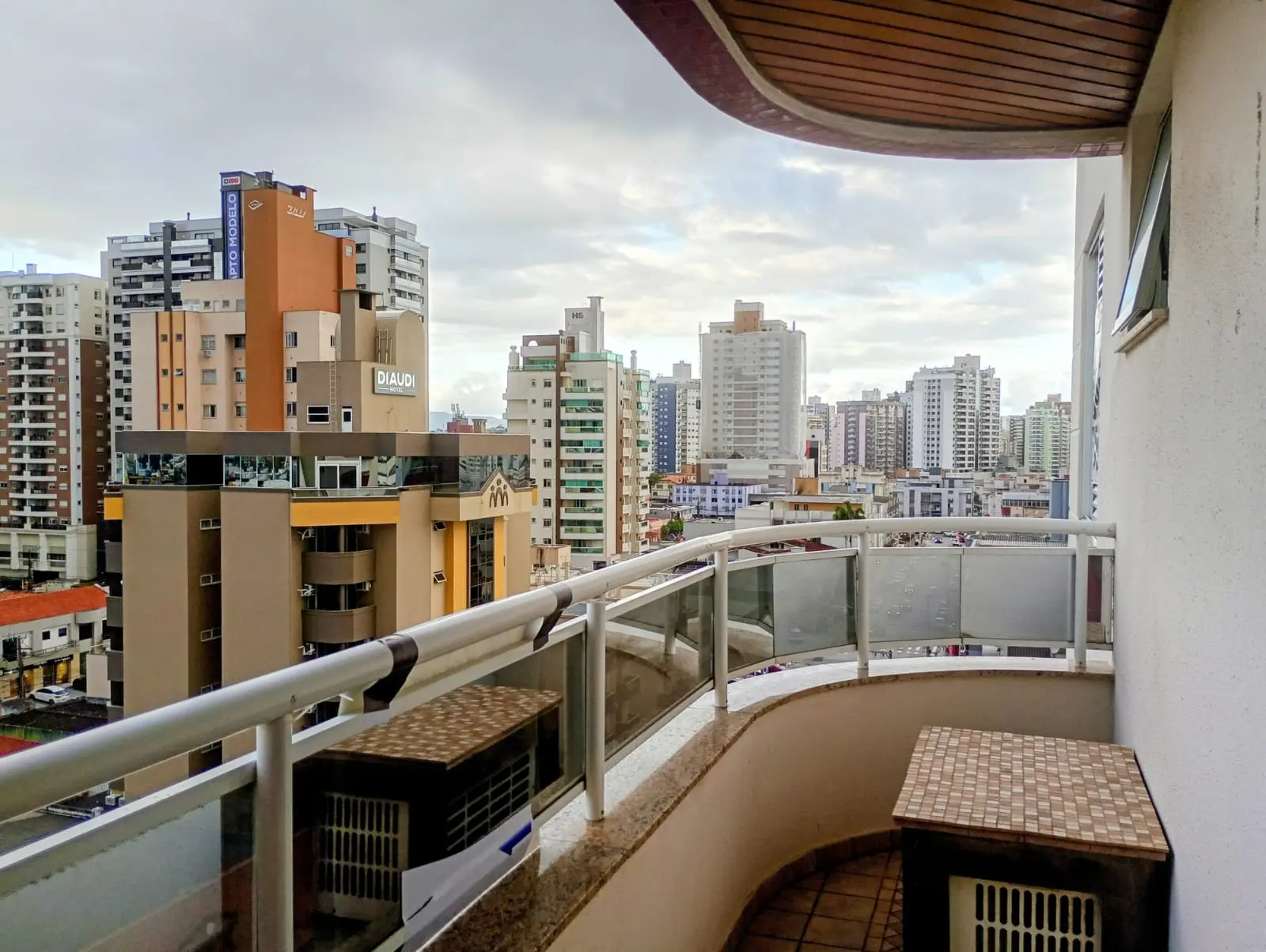 Apartamento Kobrasol