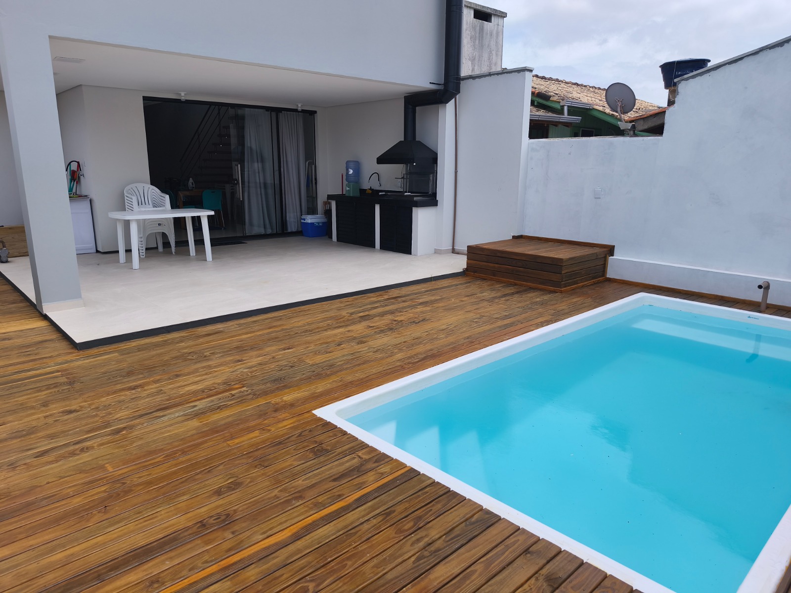 Casa com piscina na Praia em Palhoça